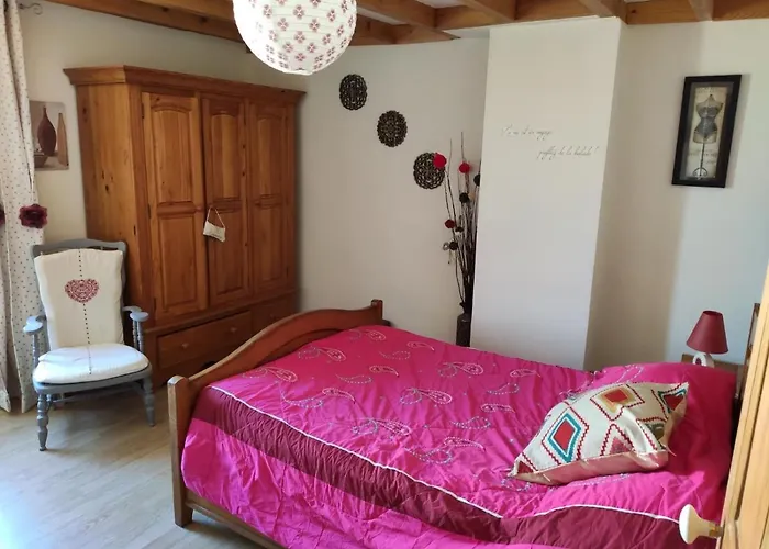 Le Clos De Josephine Peyregoux